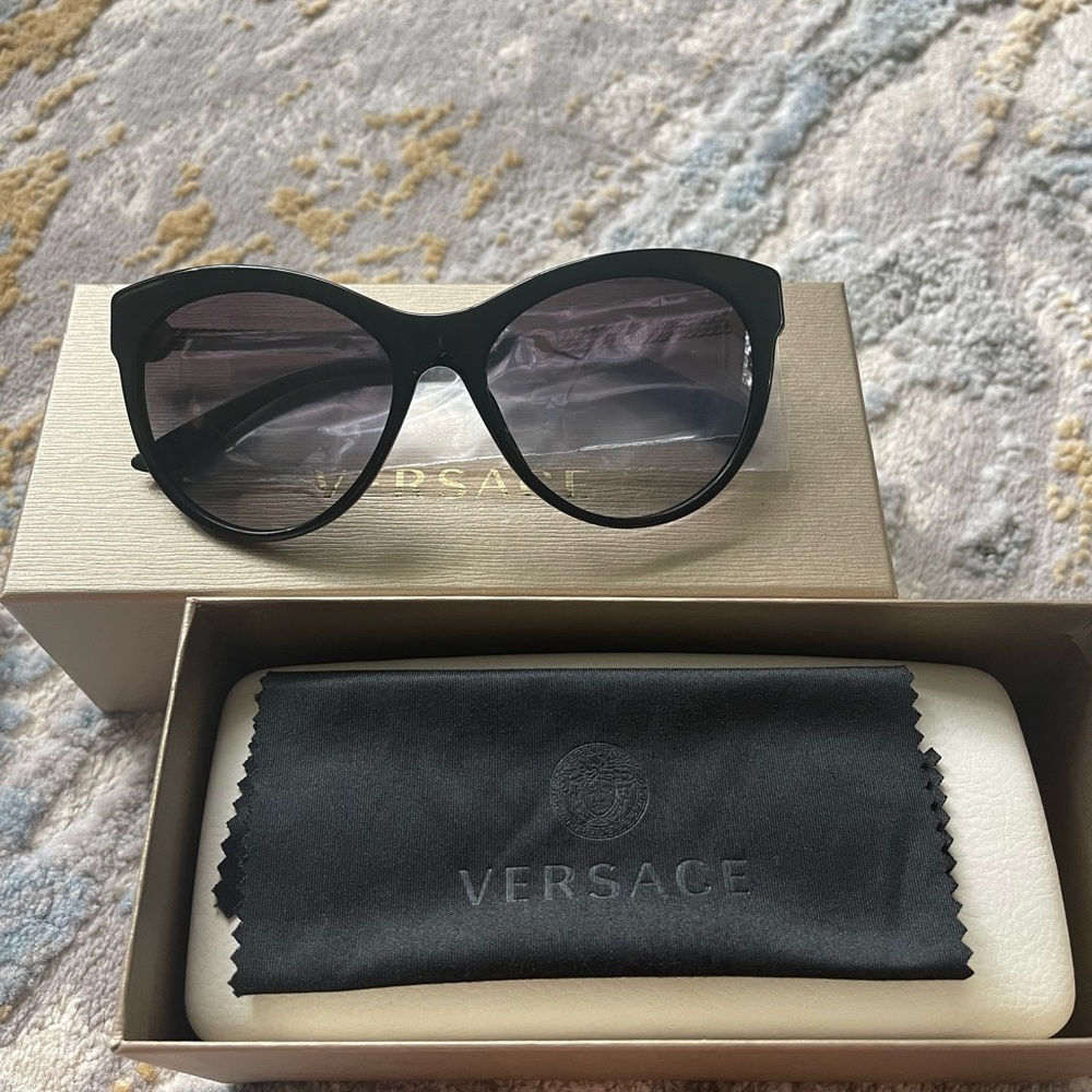Women’s Versace Sunglasses